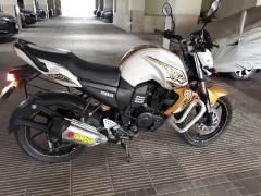 Yamaha FZs